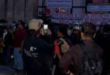 Demo 27 Agustus 2026: Ribuan Massa Bersiap Kepung DPR, Ini Jadwal dan 10 Tuntutan Massa mahasiswa menggelar demonstrasi di depan Gedung DPR MPR RI Jakarta pada Demo 27 Agustus 2026.